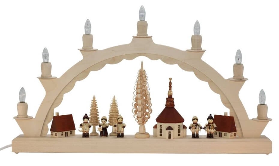 Candle arch Seiffen village with Romy Thiel children by SEIFFEN.COM_2