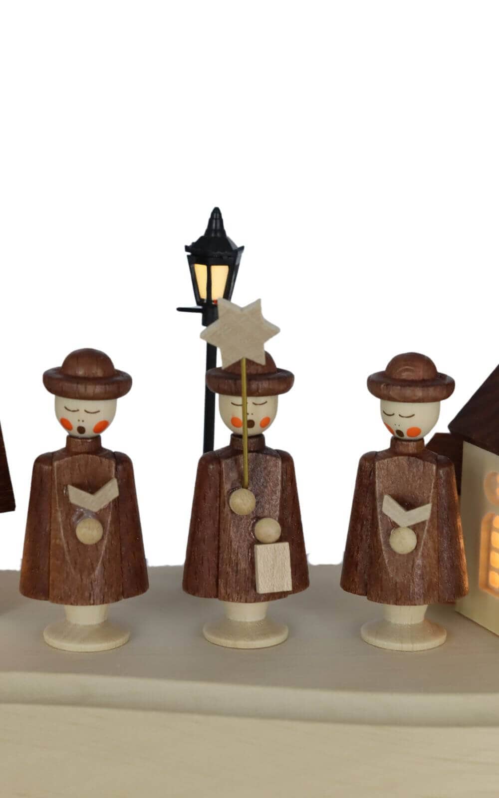 Pedestal with Seiffen village and currende, 20 cm, natural by SEIFFEN.COM_4