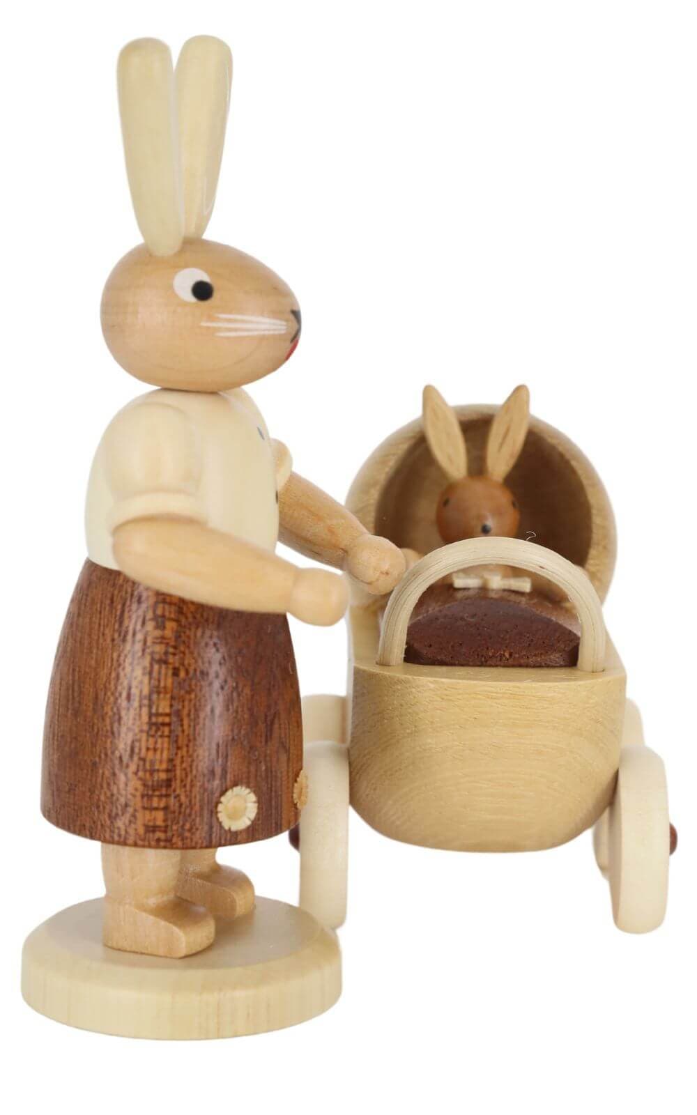 Easter bunny mother with baby carriage nature by Müller Kleinkunst_2