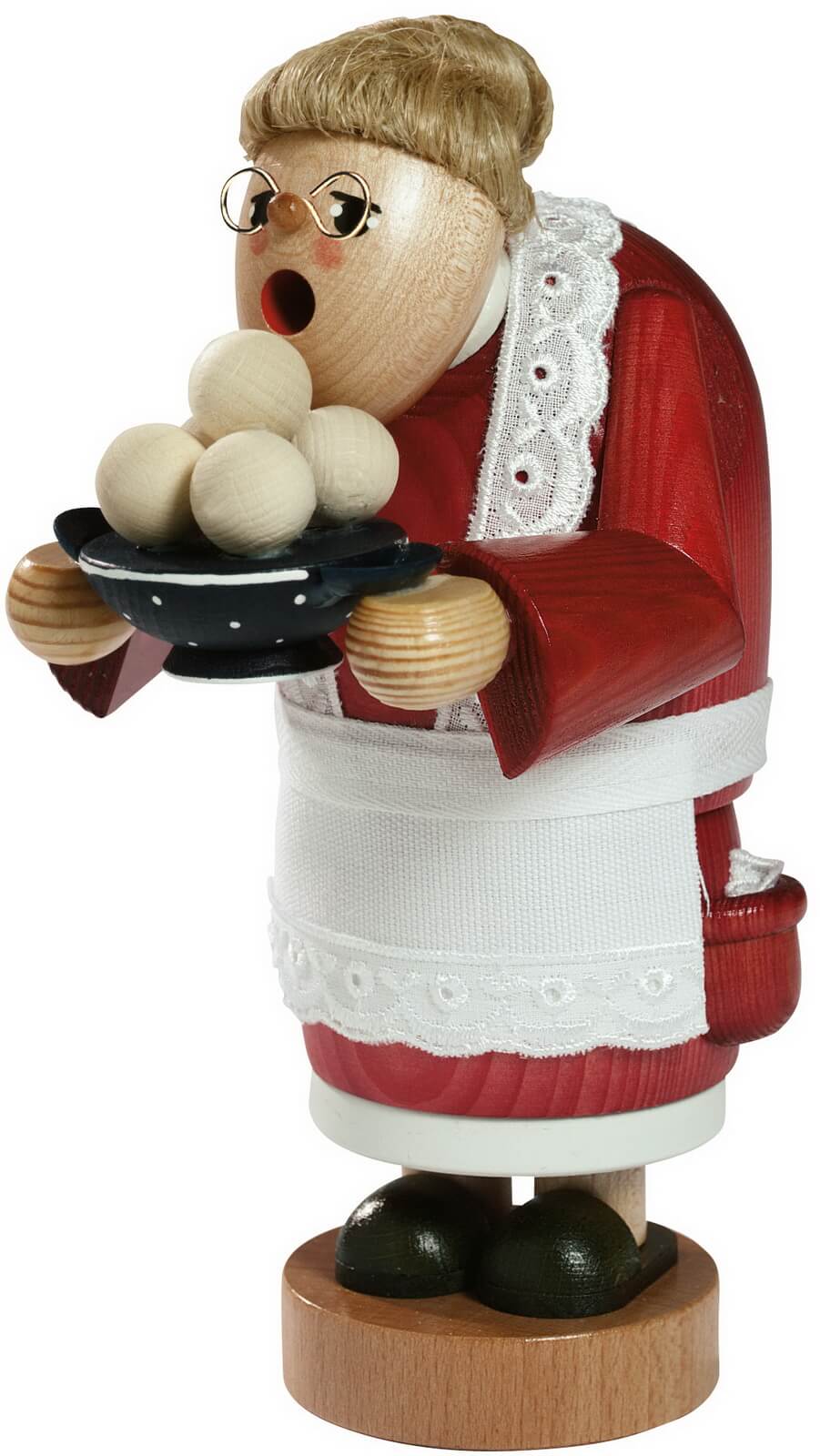 Smoker Figure Grandma with Dumplings by KWO