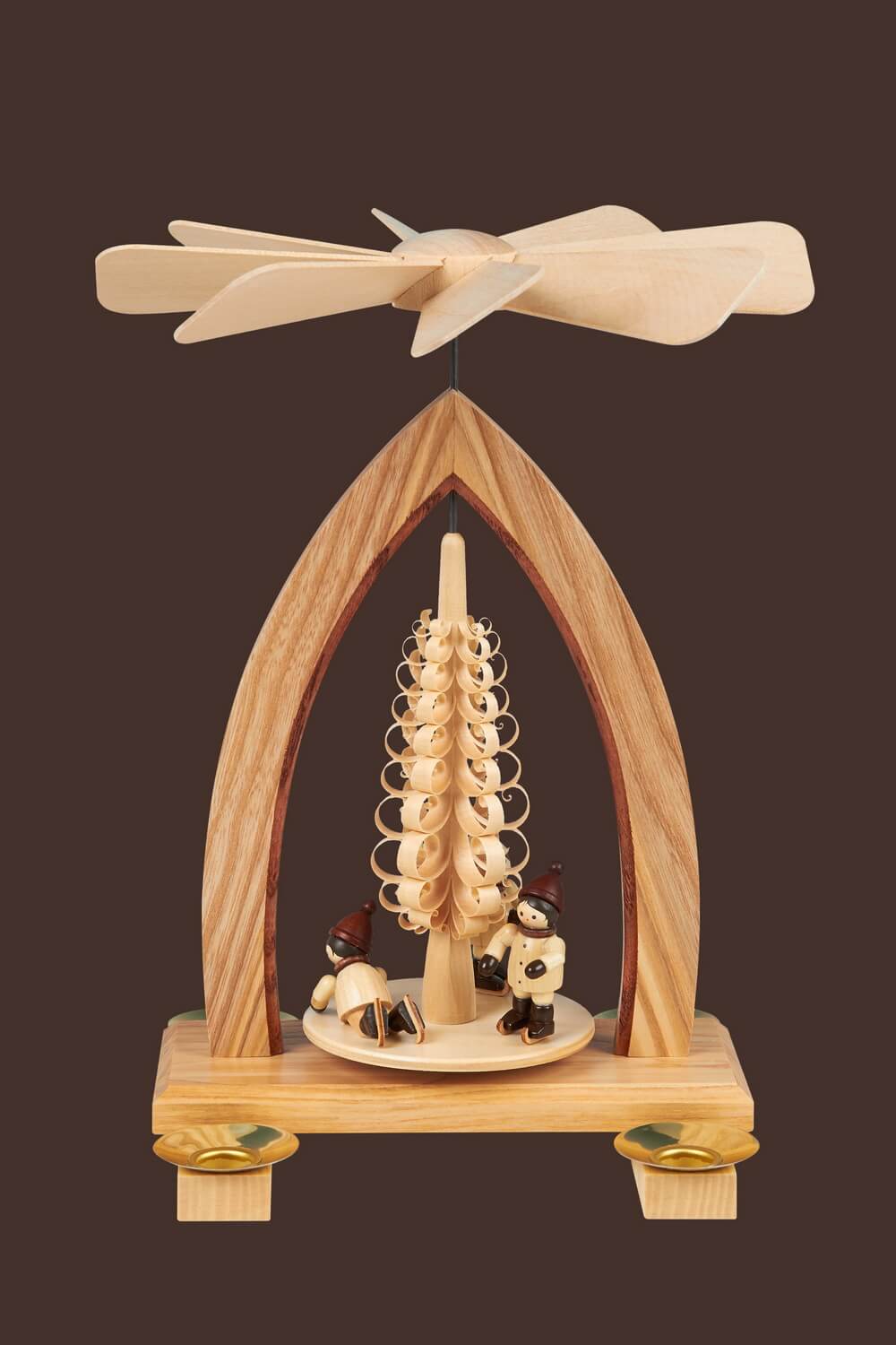 Christmas pyramid with ice skater, Heinz Lorenz Olbernhau/ Erzgebirge_Picture2