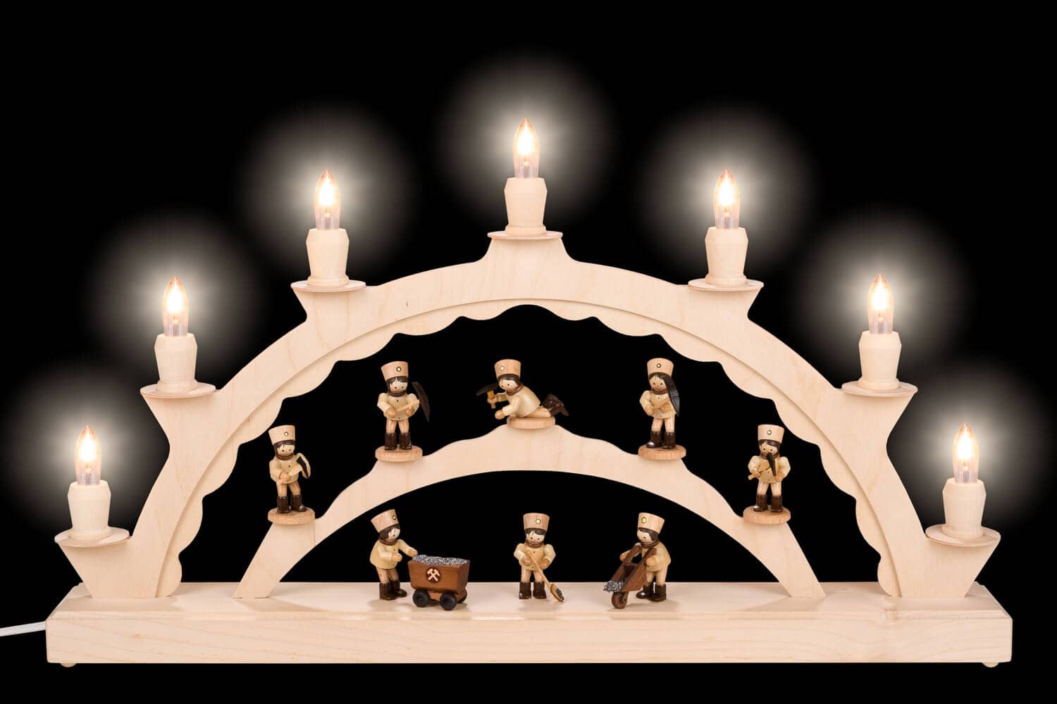 Candle arch with Thiel miners, electrically illuminated by SEIFFEN.COM_2
