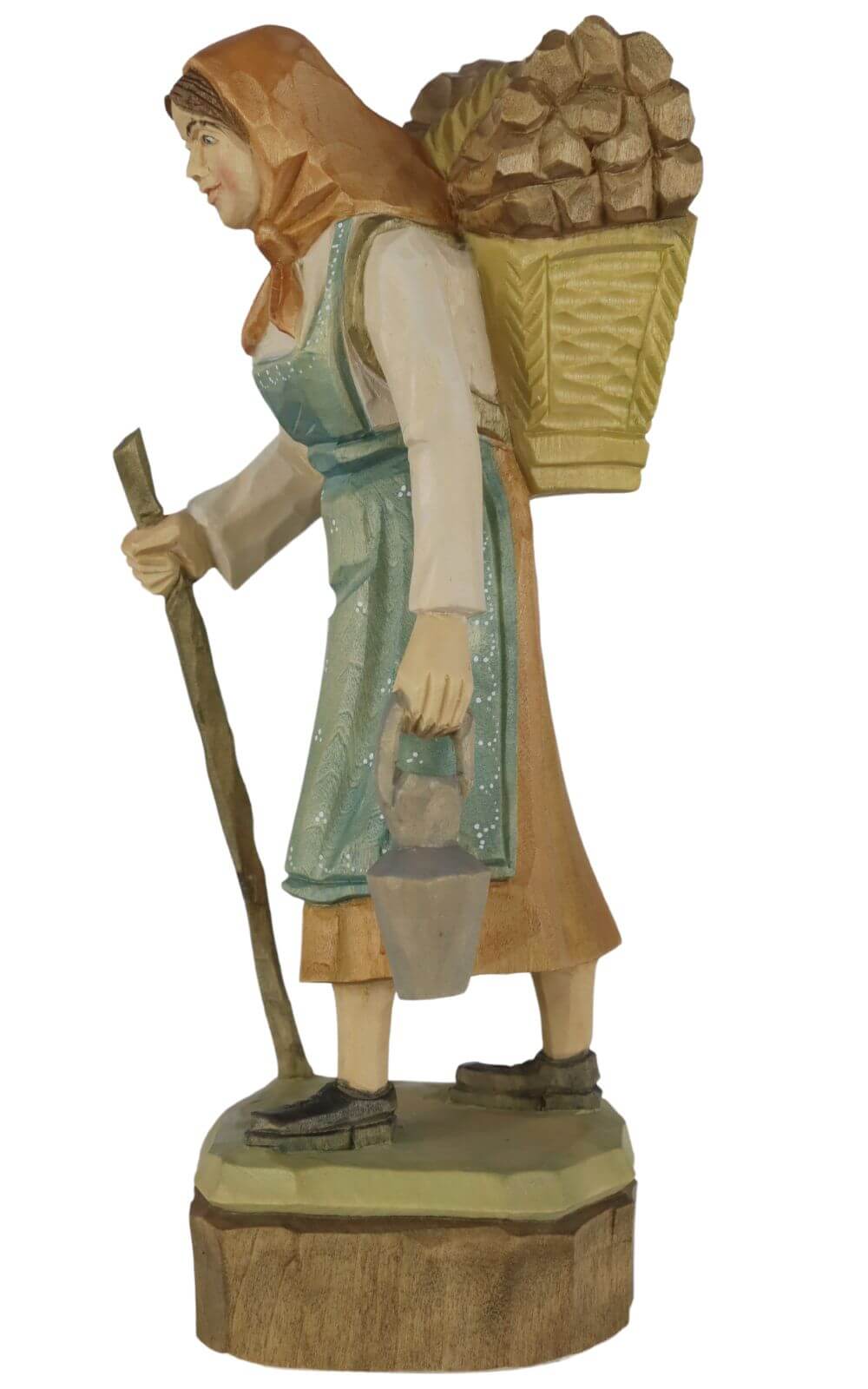 Forest woman, carved, colored by Schnitzkunst aus dem Erzgebirge_2