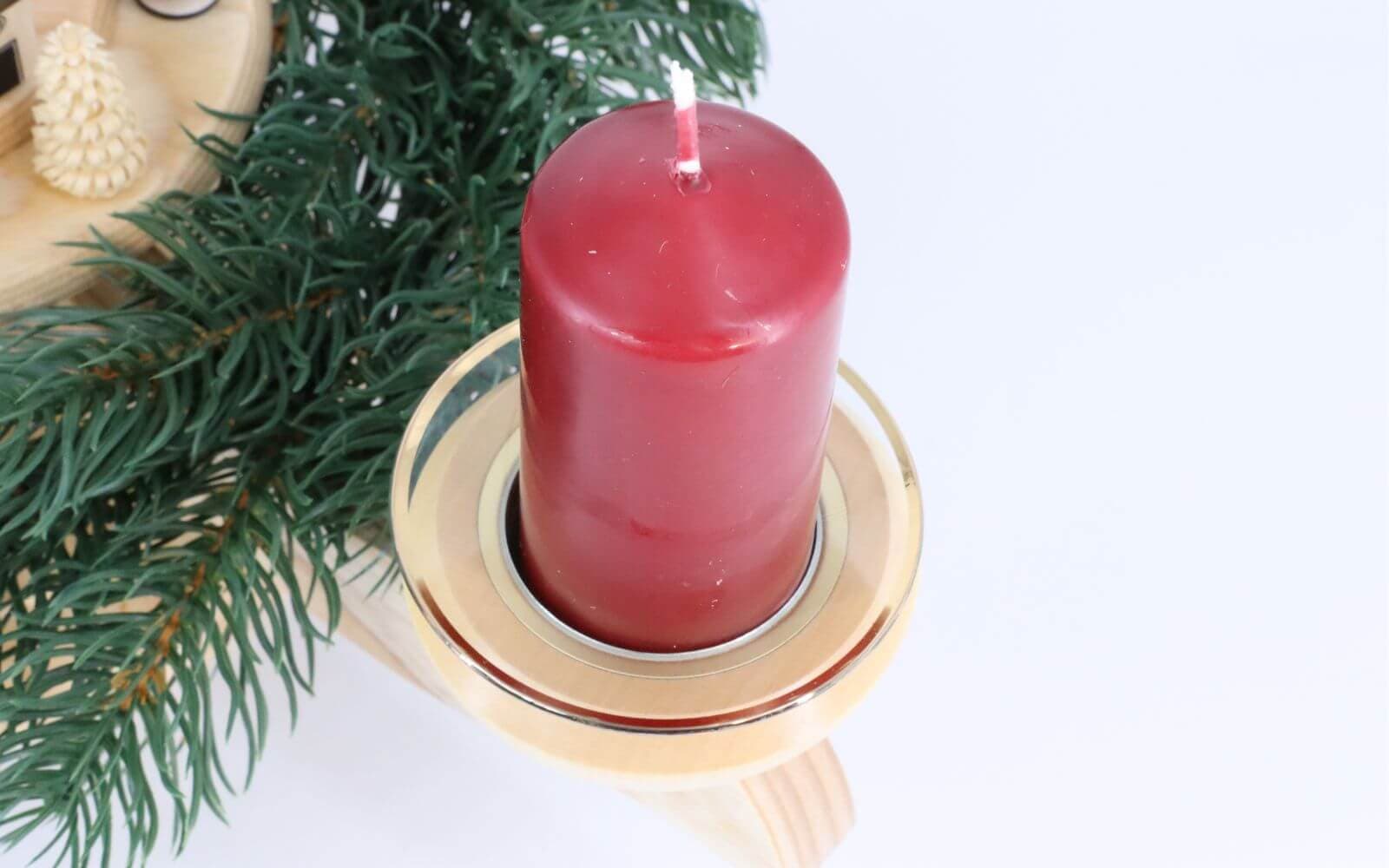 Advent candlestick with Seiffen church and fir wreath, nature by Albin Preißler_pic3
